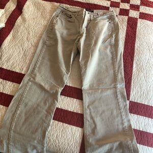 Women’s khaki work pants. Comfortable. Good condition.